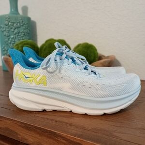 Hoka One One Clifton 9 Ice Water Evening Primrose Road-Running Sneakers  8.5 D